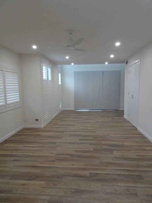 Open-plan living room – Umina Beach townhouse