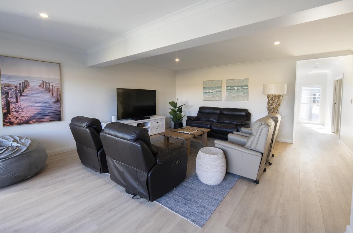 Open-plan living room – The Entrance renovation