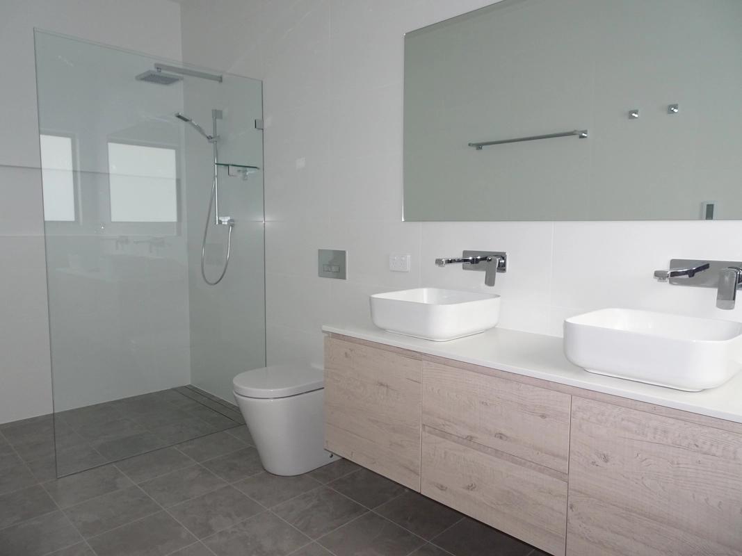 Kitchen – Umina Beach townhouse