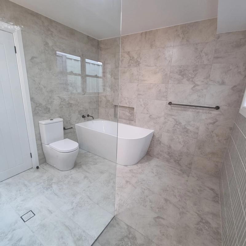 Bathtub – Bensville renovation